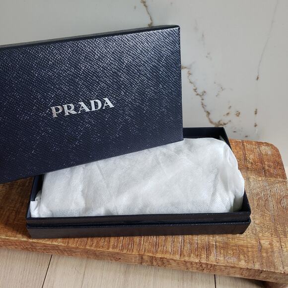 Prada Grey Saffiano Leather Continental Wallet Flap Bifold Gold Logo Long Italy - Picture 15 of 15